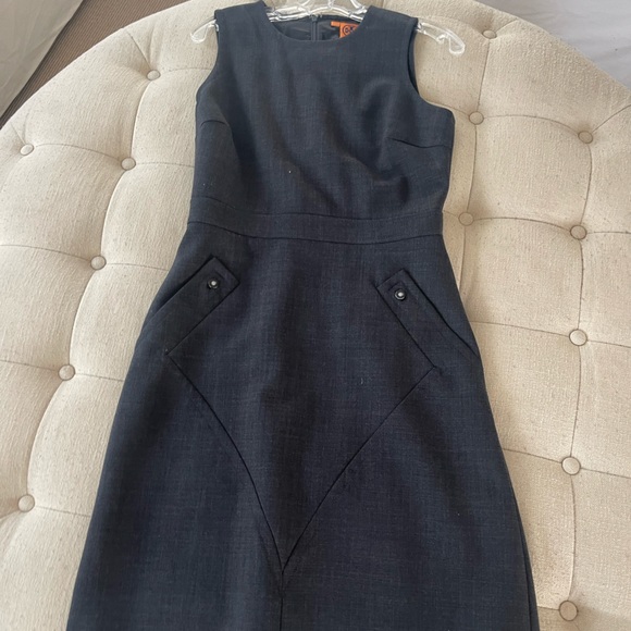 Tory Burch black sleeveless dress with button pockets - Picture 2 of 9